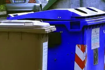Cassonetti per la raccolta dei rifiuti