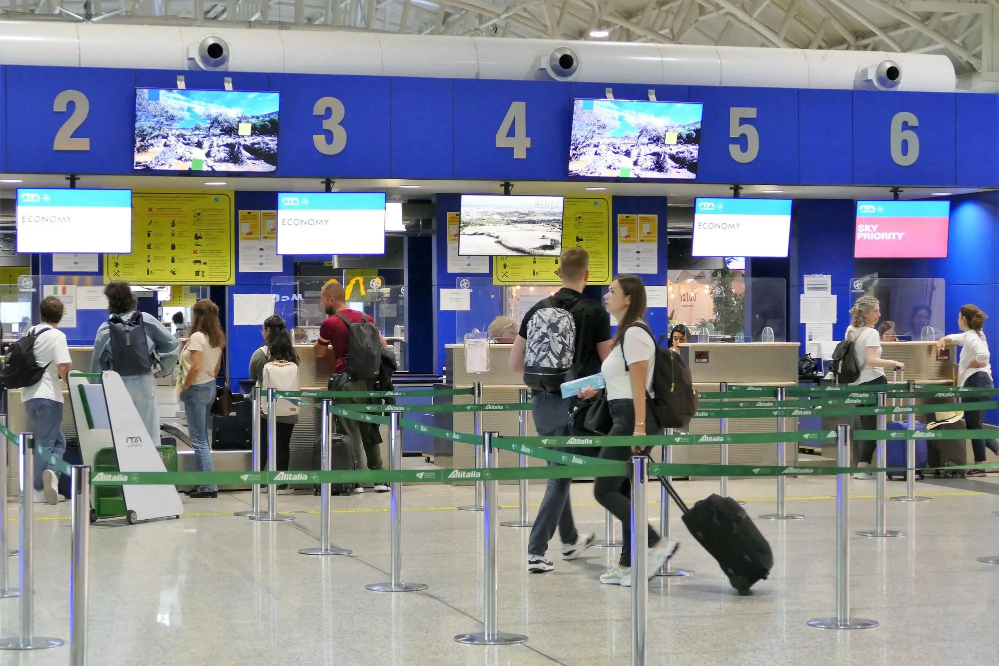 Ottobre da record all’aeroporto di Cagliari: oltre 420mila passeggeri tra arrivi e partenze (foto ufficio stampa)