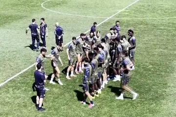 Cagliari, gli auguri "speciali" dei rossoblù al preparatore Jacopo Secci