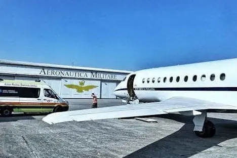 Il volo dell'Aeronautica Militare che ha salvato la bimba