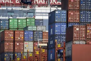 Container in porto (L'Unione Sarda)