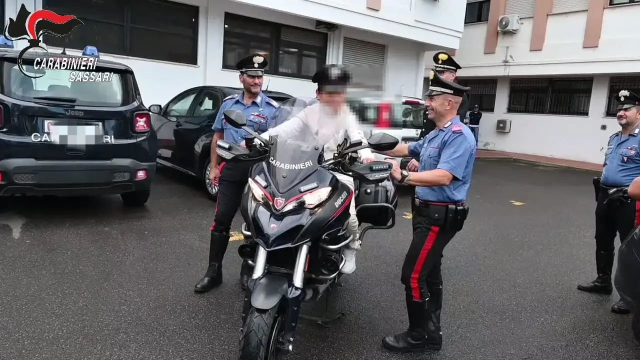 https://immagini.unionesarda.it/version/c:MGI2ZDVjNmEtMDMzZS00:MTA0YTkwZjktMWNiNi00/image.webp?f=16:9