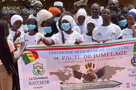 La delegazione senegalese al gemellaggio con Porto Torres (foto concessa)