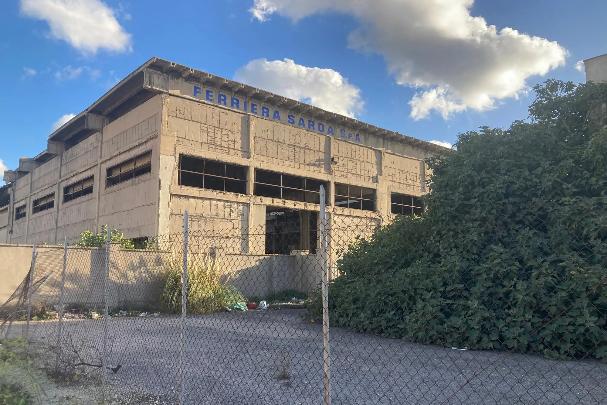 Ex Ferriera Sarda (foto Pala)