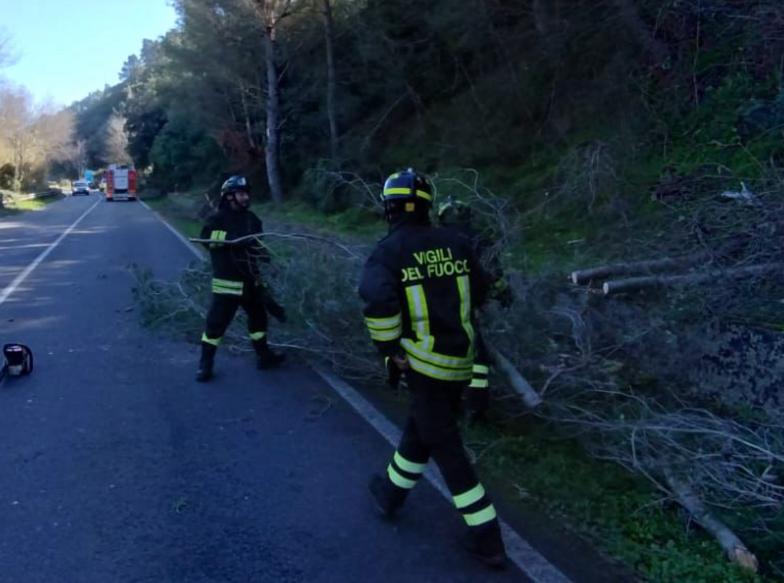 Maltempo, chiusa per tutta la notte la statale 129 tra Onifai e Orosei
