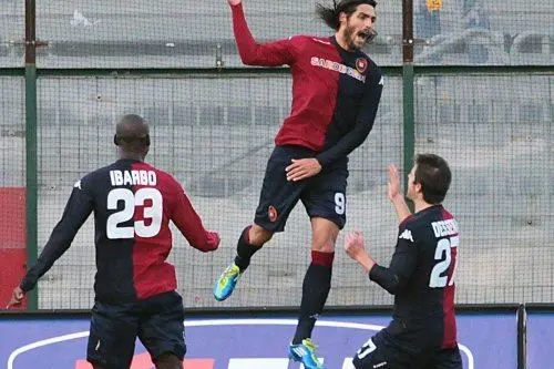 L'esultanza di Larrivey dopo il gol