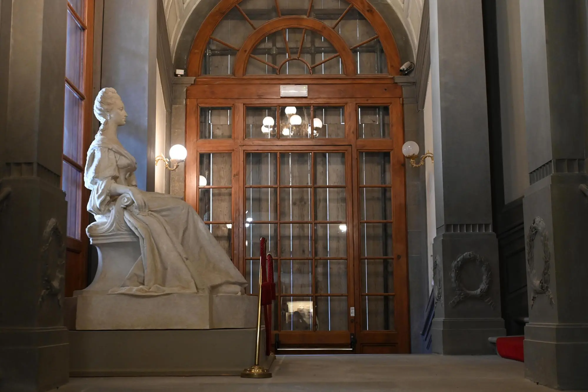 La Galleria degli Uffizi (Ansa - Claudio Giovannini)