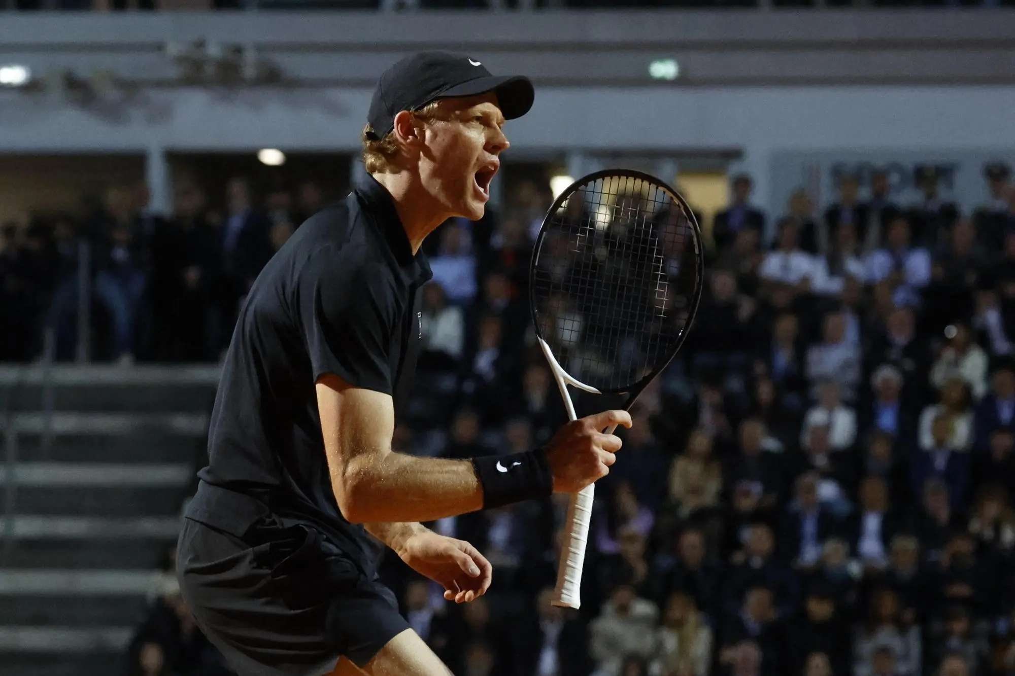 Jannik Sinner of Italy during his men’s semi-final match against Tommy Paul of USA (not pictured) at the Italian Open tennis tournament in Rome, Italy, 16 May 2025. ANSA/FABIO FRUSTACI