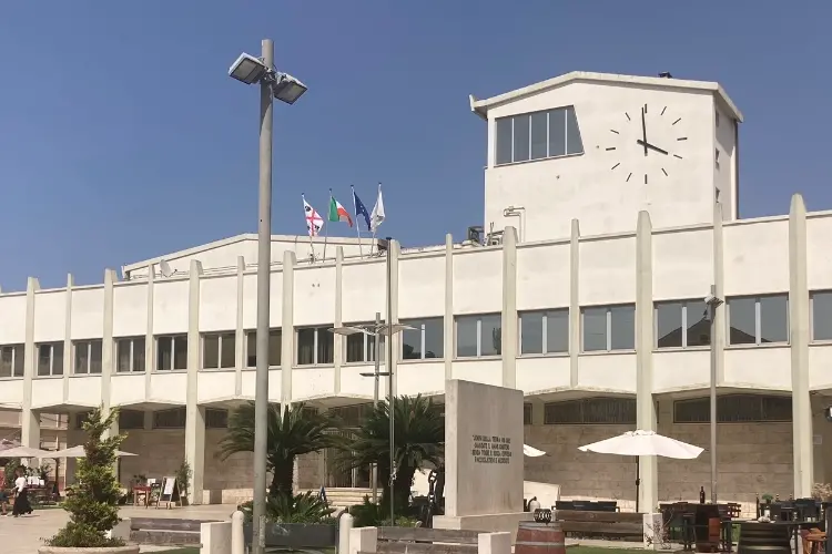 Municipio di Porto Torres (foto Pala)