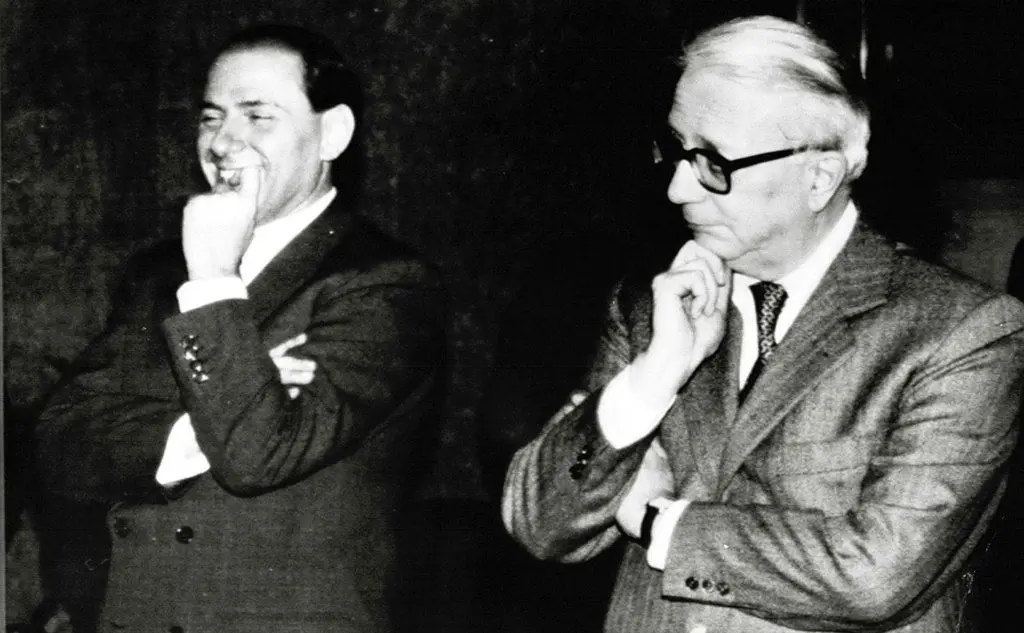 Con Silvio Berlusconi nel 1986, prima dell'ingresso in politica dell'imprenditore