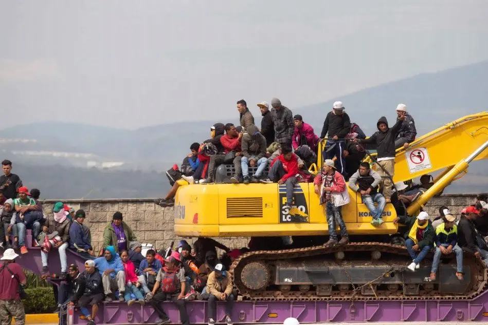 La carovana dei migranti in viaggio verso gli Usa ha raggiunto Guadalajara
