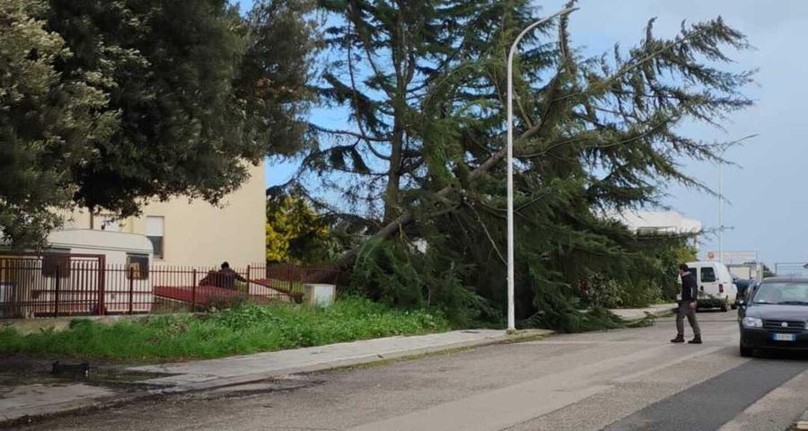 Cimiteri, parchi, e una chiesa a Ghilarza restano ancora chiusi