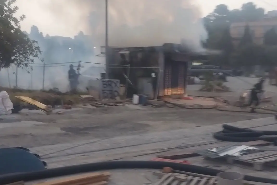 The newsstand destroyed by fire
