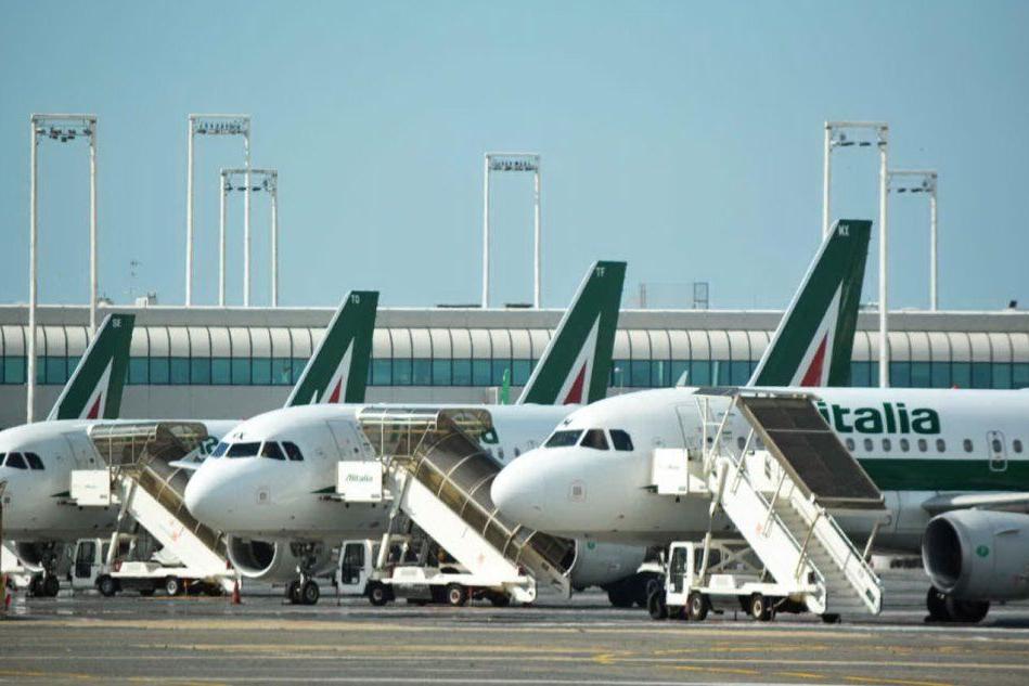 &quot;Alitalia è la compagnia più puntuale del mondo&quot;, i risultati dello studio