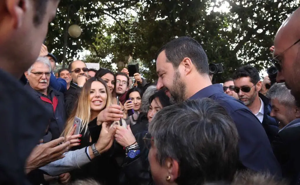 Folla per Salvini a Cagliari (Ansa)