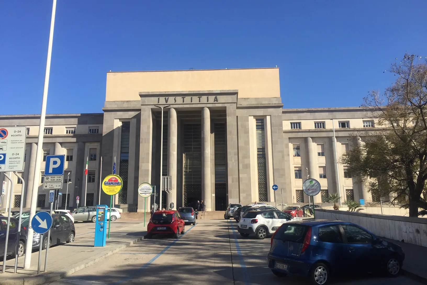Il Tribunale di Cagliari (L'Unione Sarda)