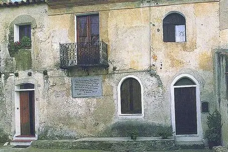 La casa delle dame Nieddu-Angioi a Galtellì dove Grazia Deledda ragazza trascorreva lunghi periodi di vacanza