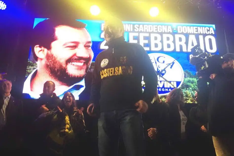 Salvini a Castelsardp (L'Unione Sarda - Fiori)