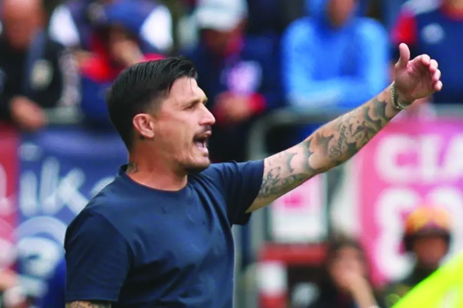 Cagliari's head coach Fabio Pisacane gestures during Italian Serie A soccer match Cagliari calcio vs Udinese Calcio at the Unipol Domus in Cagliari, Italy, 9 may 2026 ANSA/FABIO MURRU
