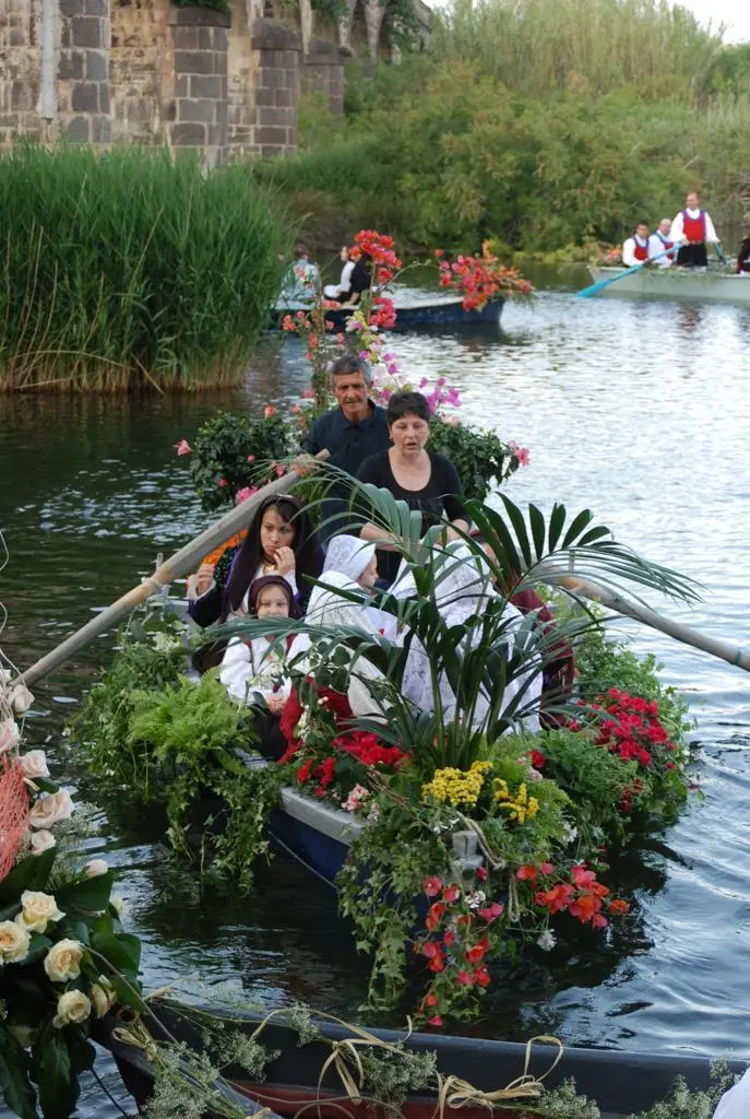La processione sul fiume Cedrino