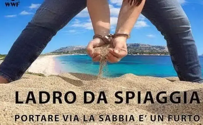 La campagna del Wwf contro i furti di sabbia in Sardegna (foto Wwf)
