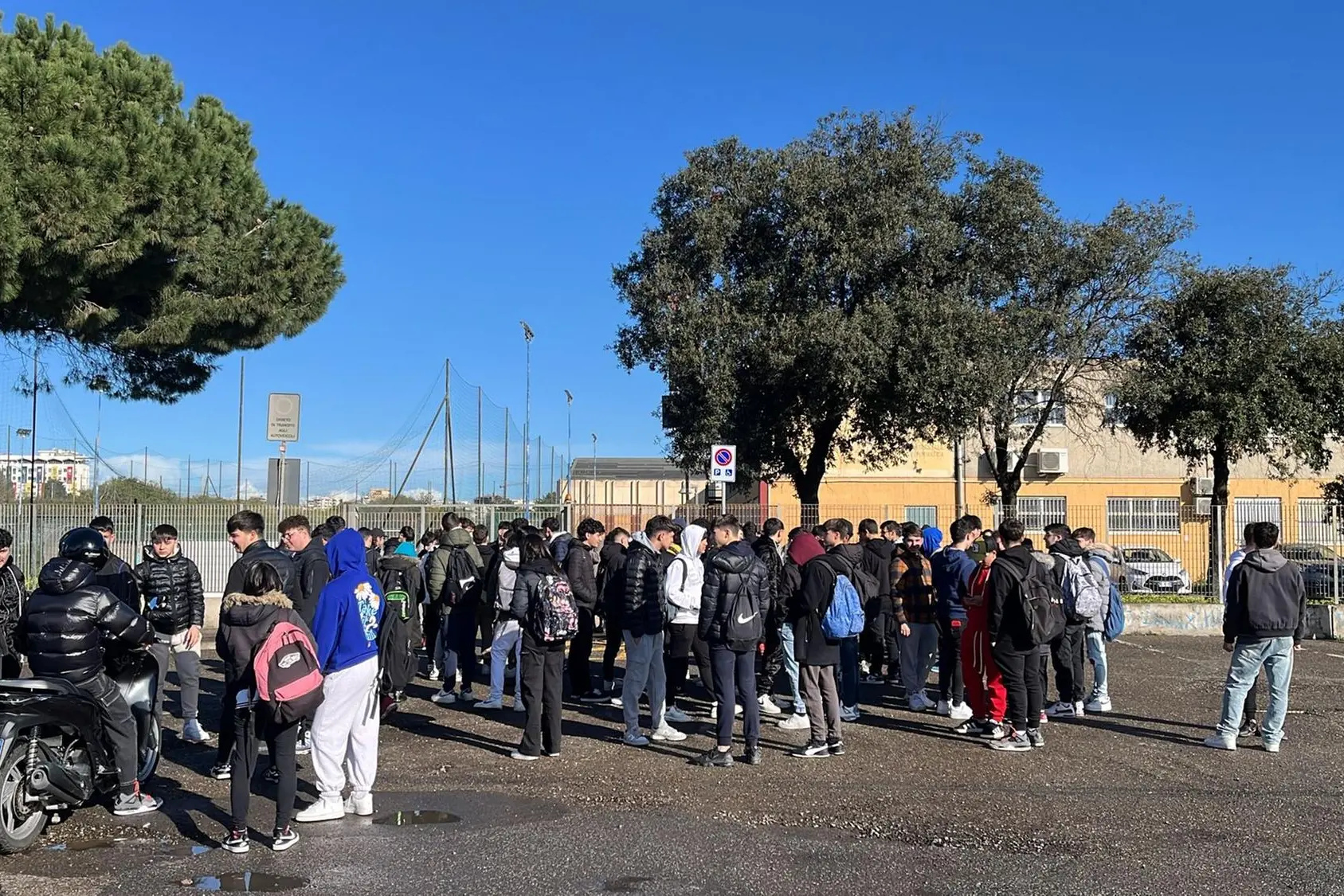 Lo sciopero degli studenti del Giua (foto Melis)
