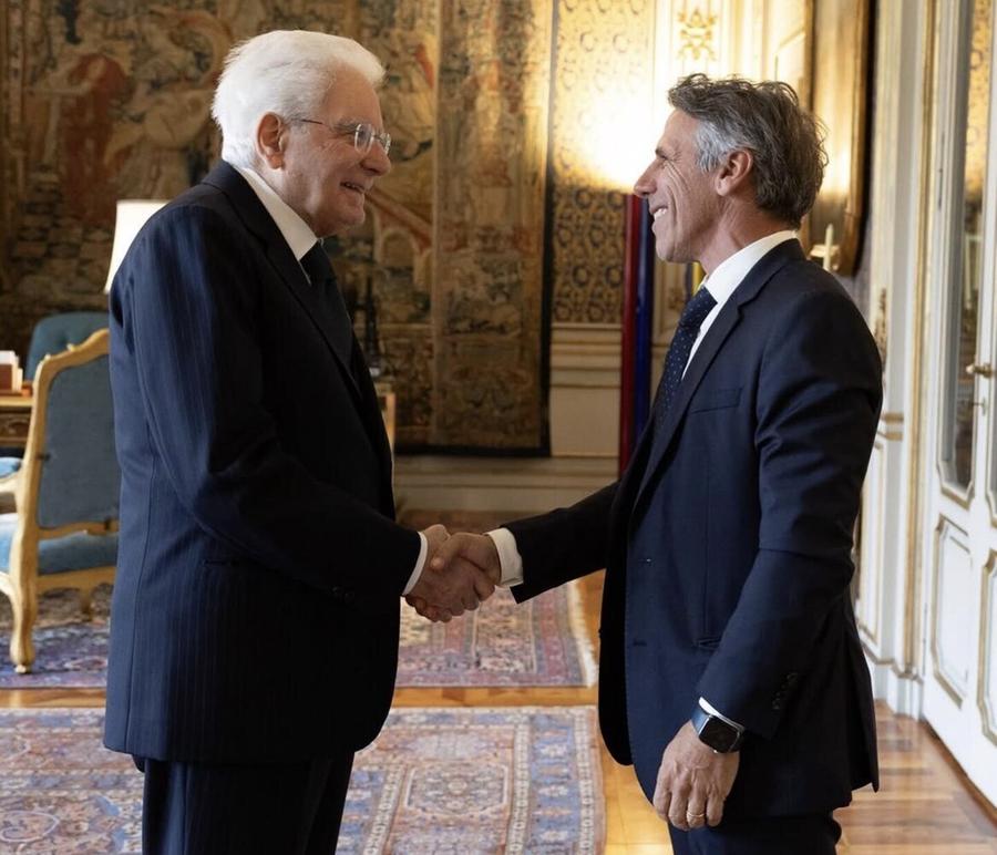 Zola: «Uno scorcio di Oliena ovunque sono stato»