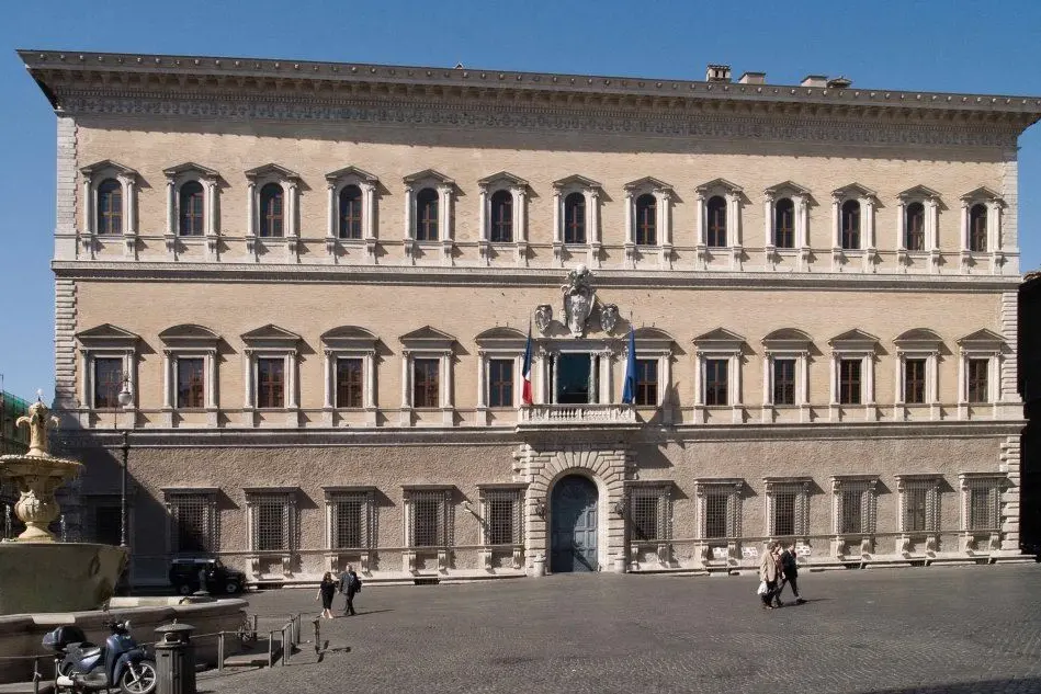 L'ambasciata francese in Italia (foto Wikipedia)