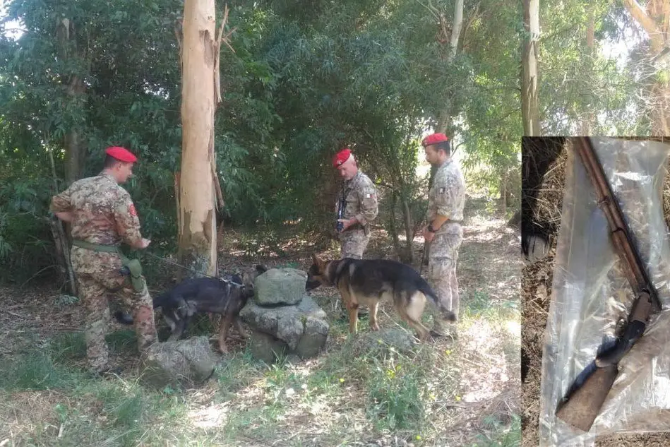 I carabinieri nelle montagne di San Vito (foto L'Unione Sarda - Serreli)