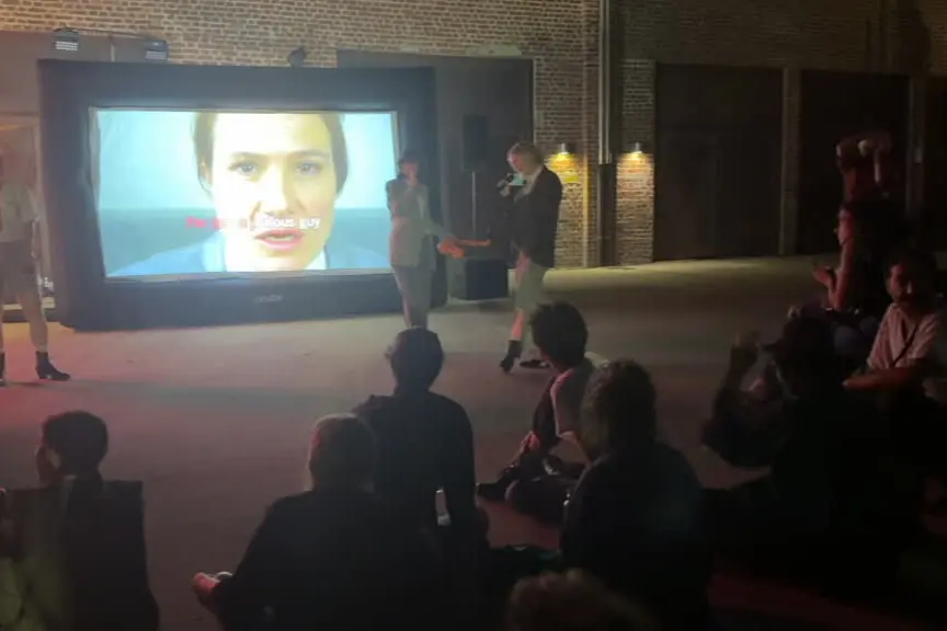 Milano Re-Mapped: le creature nomadi di Pirelli HangarBicocca