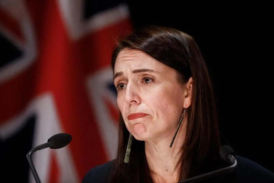 Jacinda Ardern, premier della Nuova Zelanda, durante la conferenza stampa (Ansa)