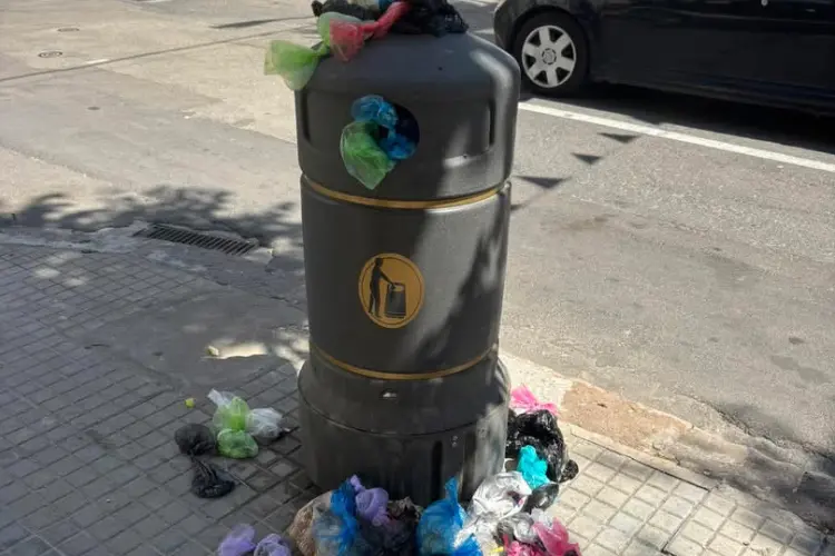 Rifiuti ad Alghero (foto concessa)
