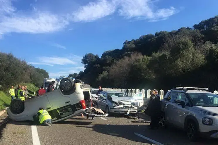 Le auto coinvolte nell'incidente (foto polizia stradale)