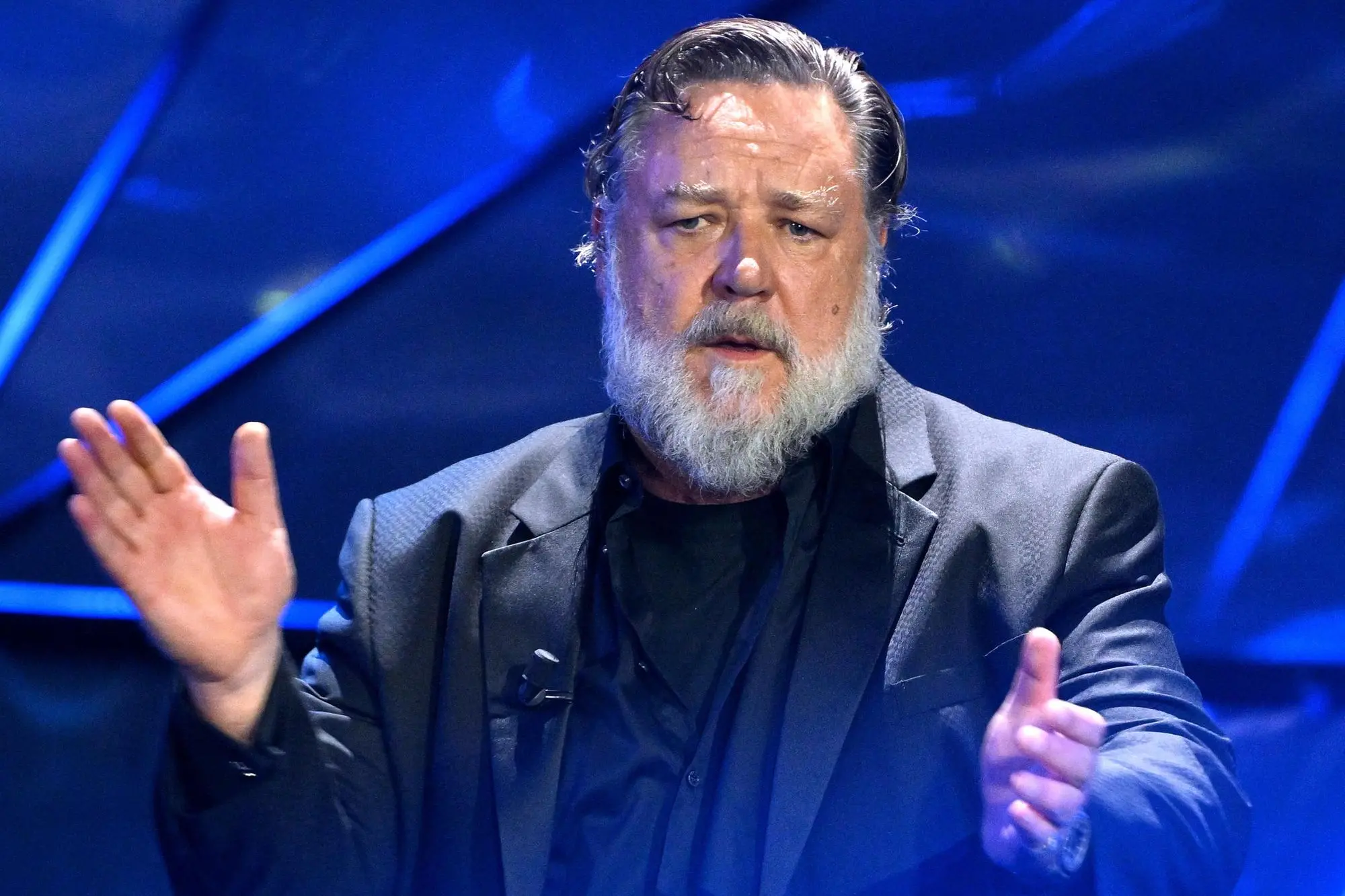 Russell Crowe a Sanremo 2024 (Ansa)