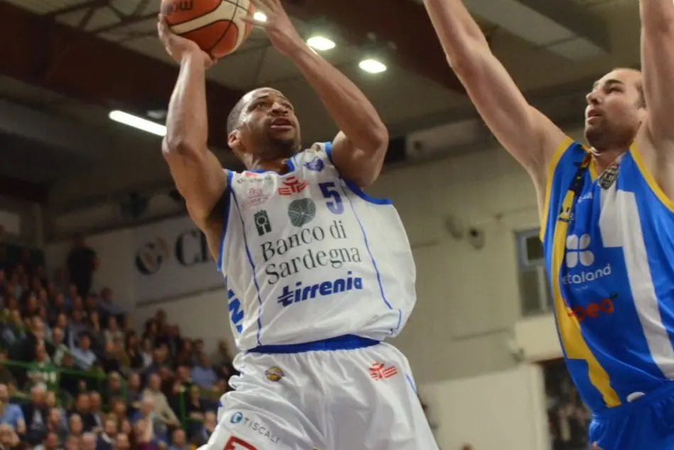 Bell della Dinamo contro Capo d'Orlando