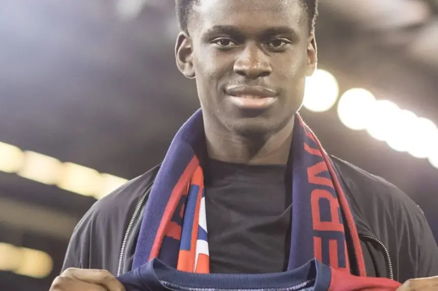 Raterink al Cagliari (foto @CagliariCalcio)