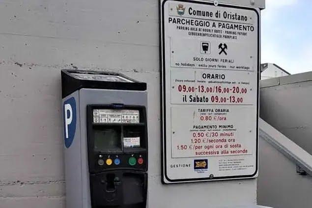Oristano, bando parcheggi al capolinea: pressing della minoranza su pagamenti e gestione