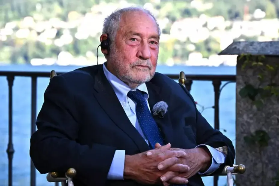 Il premio Nobel per l’economia Stiglitz: «Usa in profonda crisi. Simili all'Europa negli anni Trenta» Joseph Stiglitz (foto Ansa)