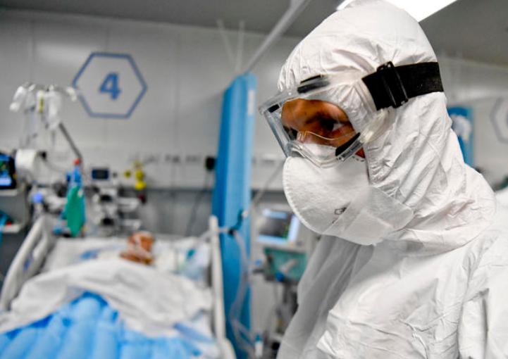 Epidemia sulla nave da crociera: due morti. Scatta l’allarme hantavirus