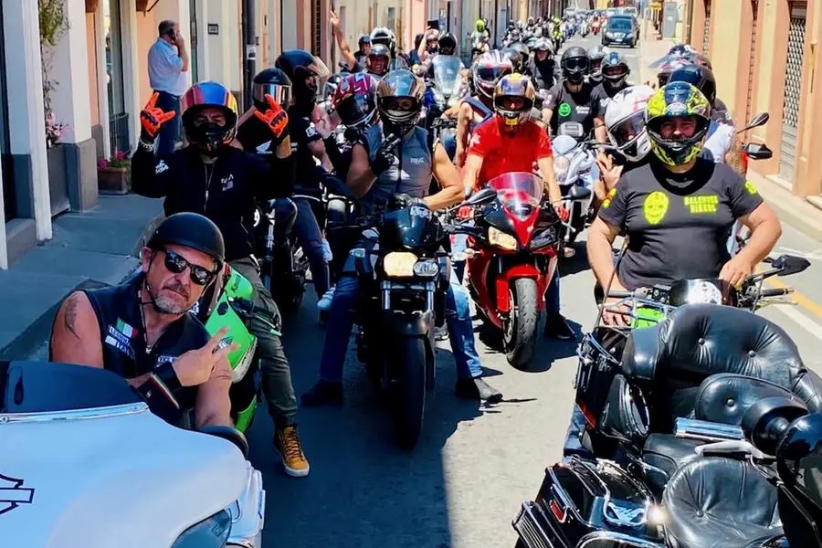 Il raduno dei motociclisti a Muravera (foto Agus)