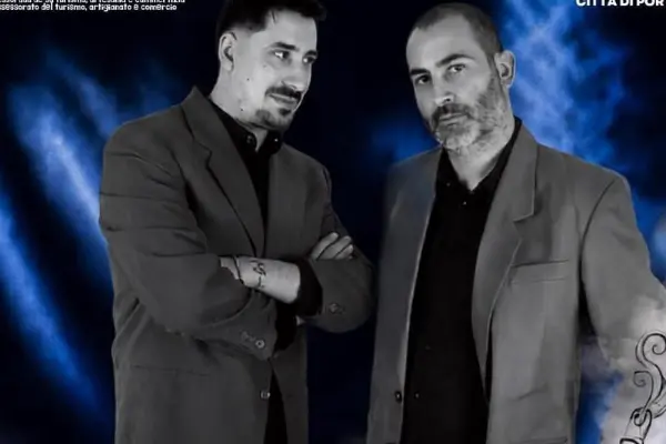 Andrea Coghene e Aldo Milia conduttori del festival a Porto Torres (foto concessa)