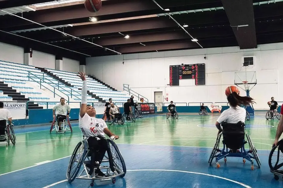 Il Gsd Porto Torres in riscaldamento (foto concessa)