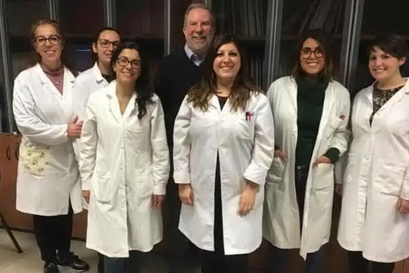 Il team di ricerca (foto @UniCa)
