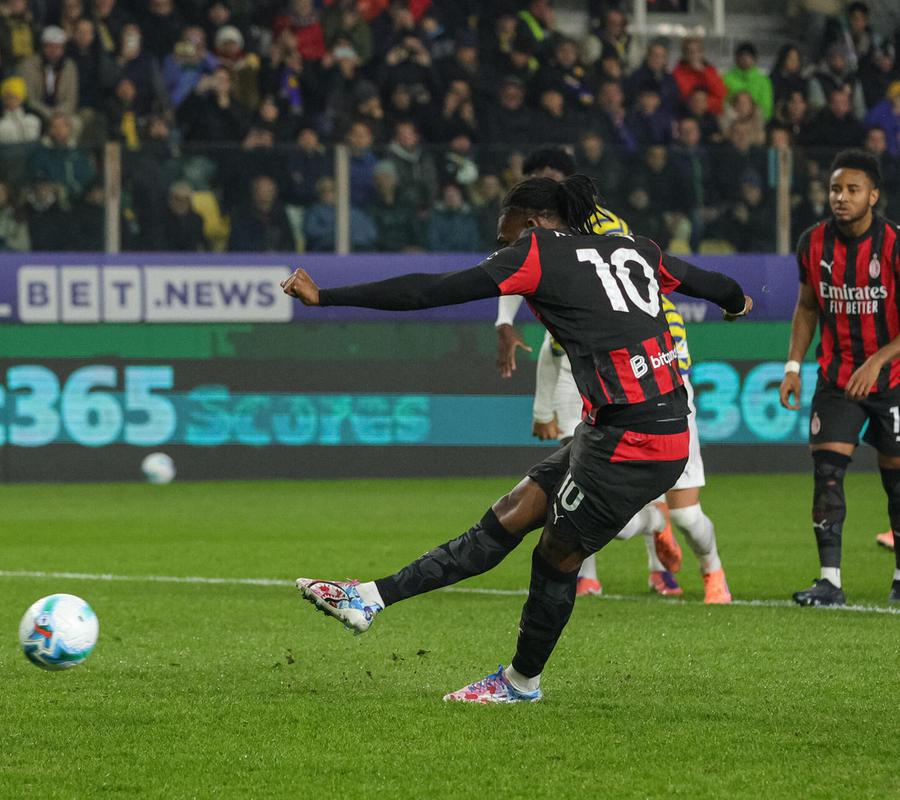 Il Milan sciupa un vantaggio di due reti