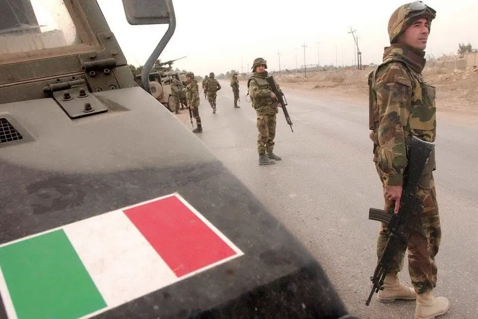 Soldati italiani in Iraq (Ansa)