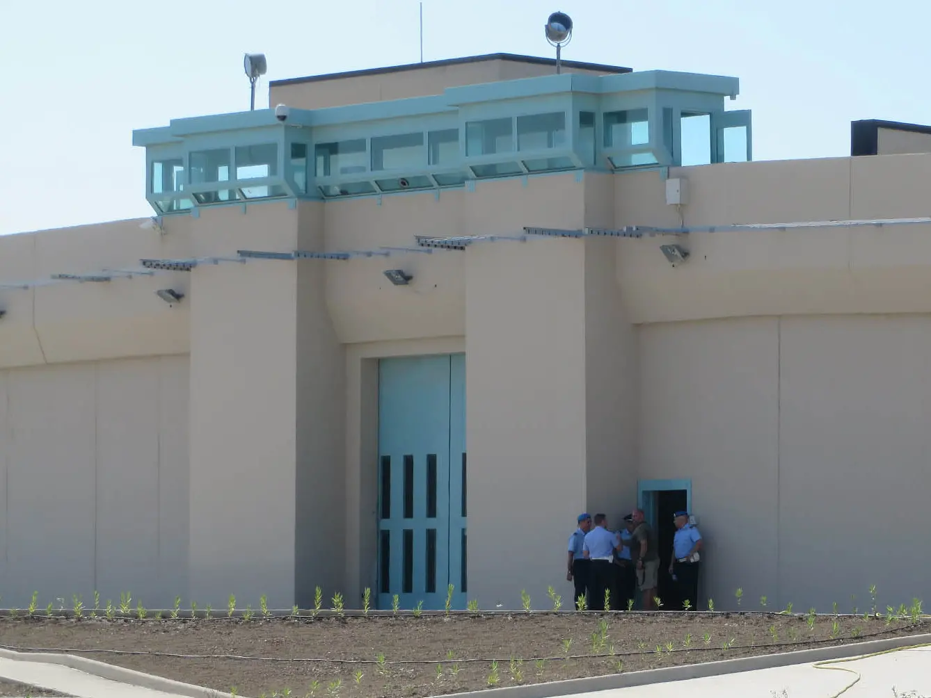 Il fuoco, la cella “camera a gas”, i tentativi di soccorso: Bancali, la ricostruzione del tragico incendio Un detenuto si è suicidato nel carcere di Bancali - Sassari - foto Gloria CAlvi 07.09.2014
