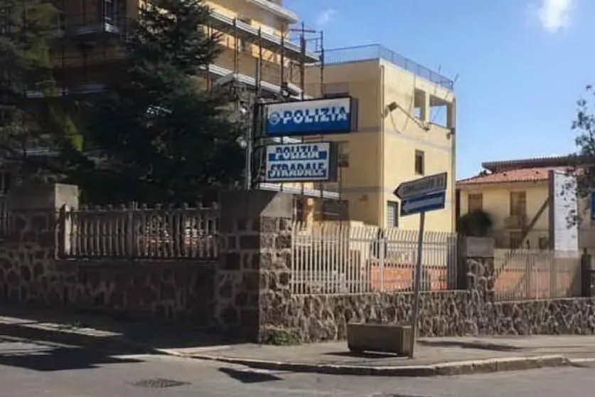 Il commissariato di Carbonia (archivio L'Unione Sarda)