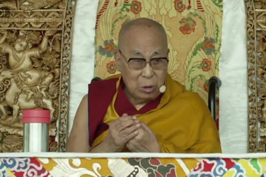 Dalai Lama compie 91 anni: "Potrei vivere fino a 130"