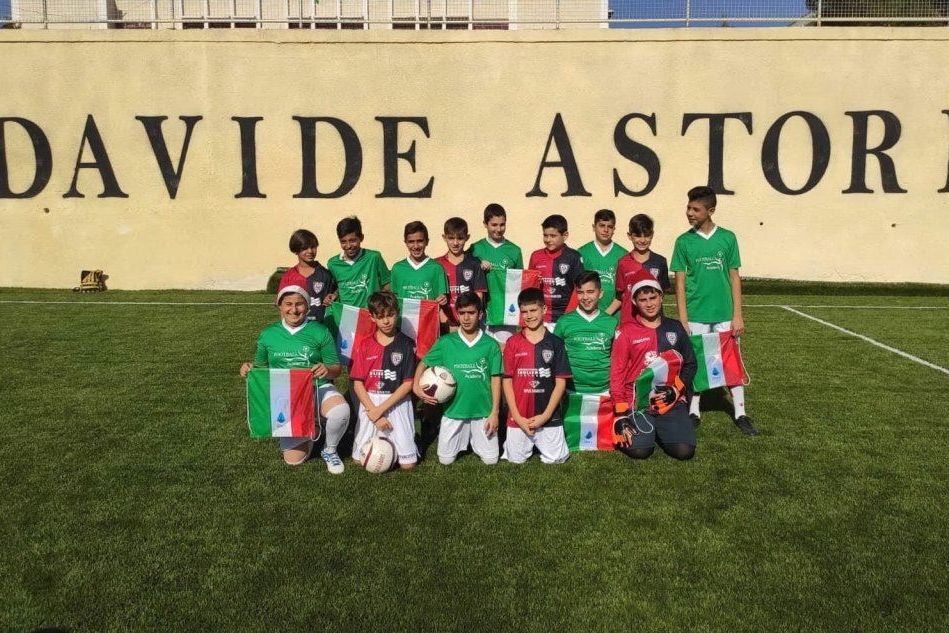 La delegazione a Betlemme (foto Cagliari Calcio)