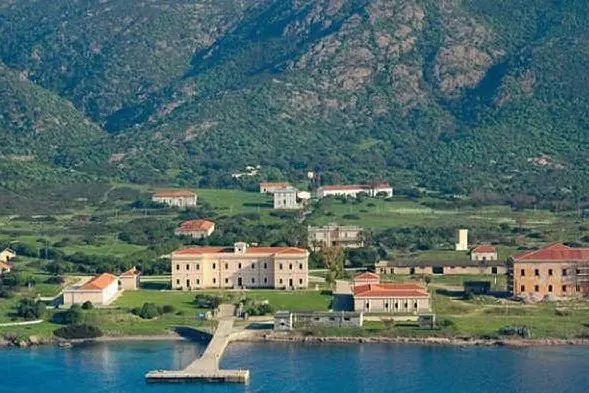 Il borgo di Cala Reale dell'Asinara